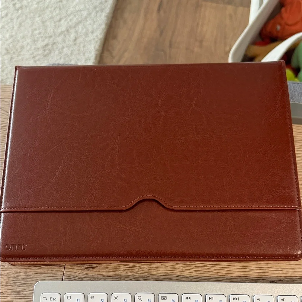 Leather Folio Tablet Keyboard Case - Brown with Anker Ultra-compact Bluetooth KB